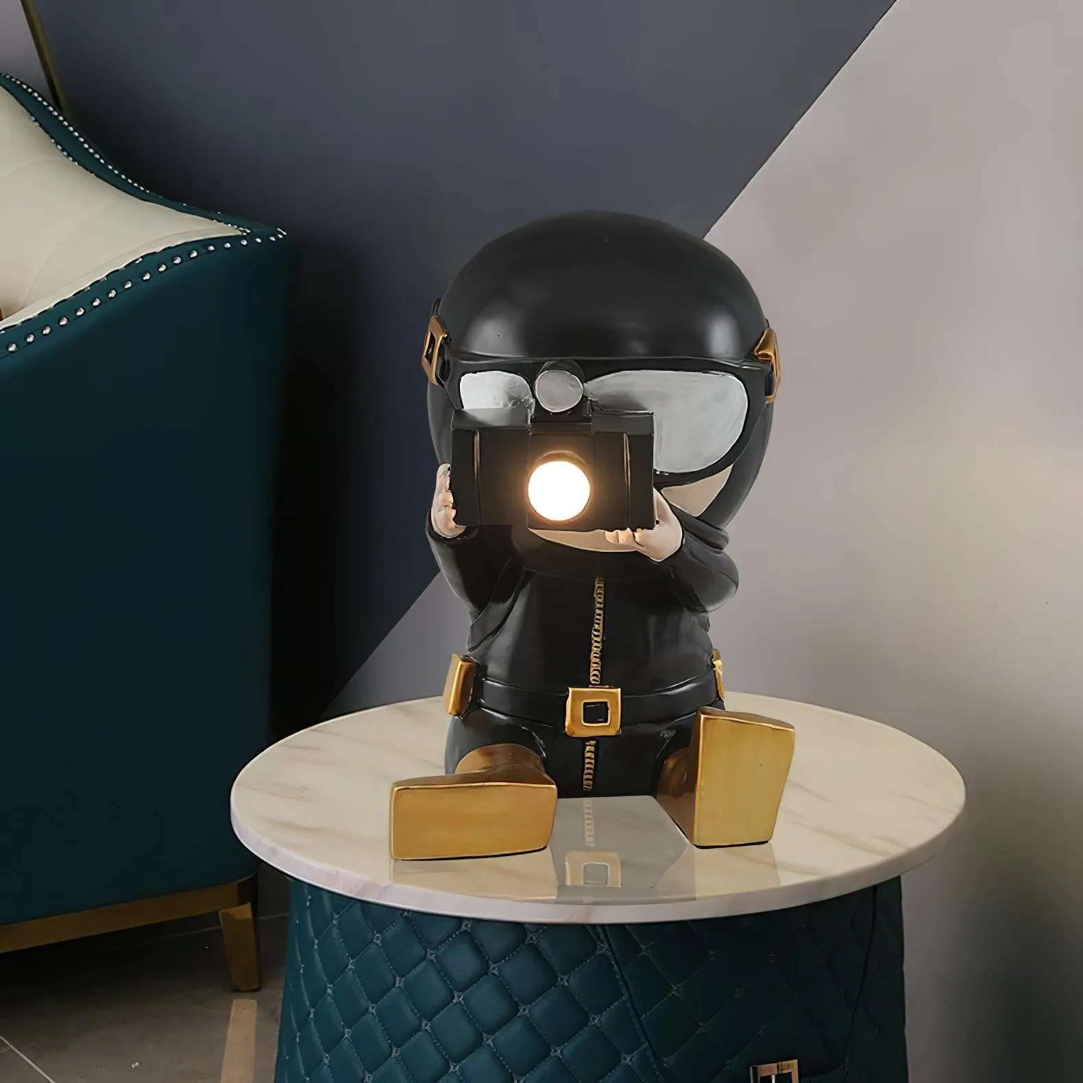 Adventurer Resin Table Lamp