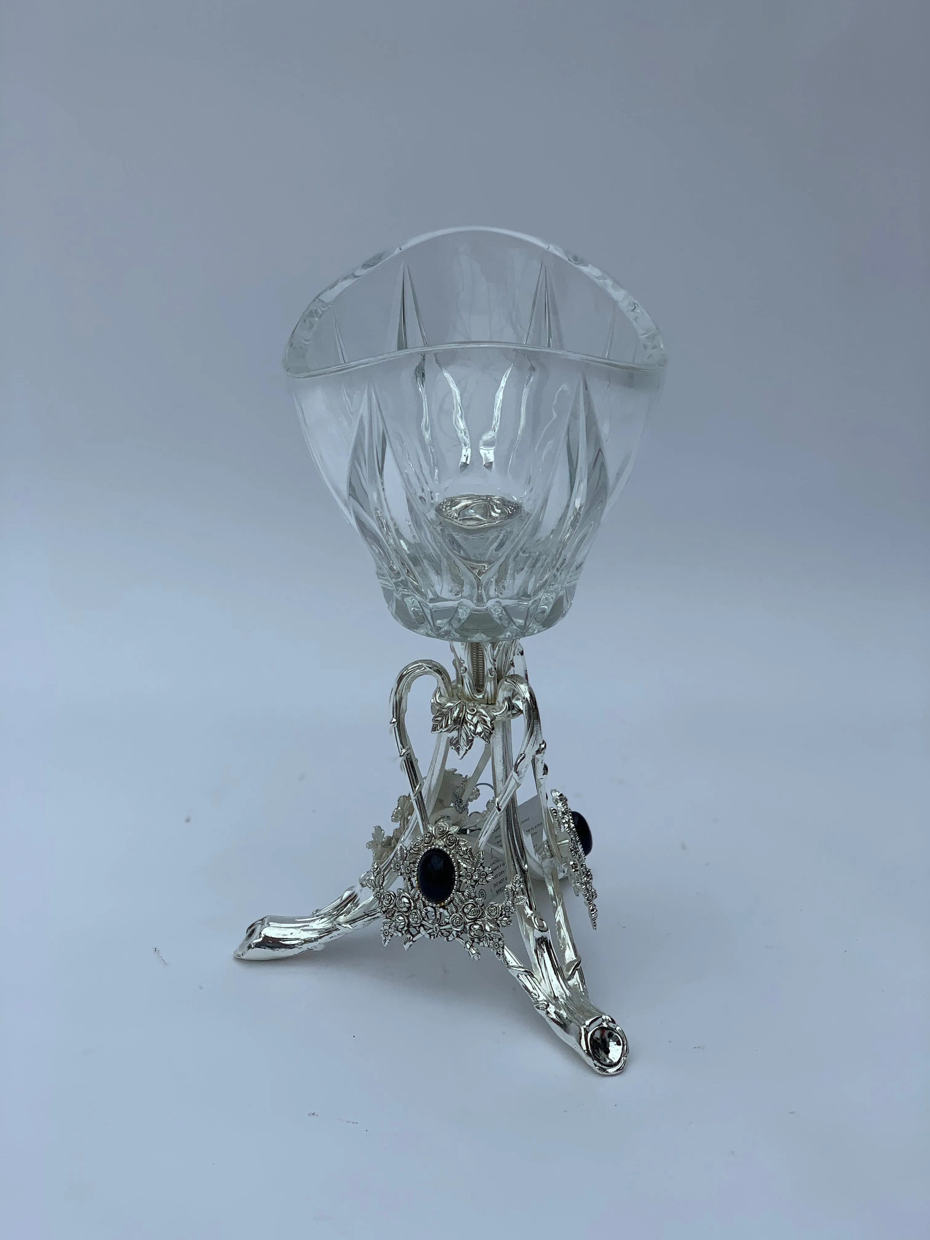 Glass Bowl with Silver Effect Stand