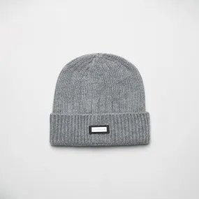 Smart Metal Badge Beanie | Grey Marl