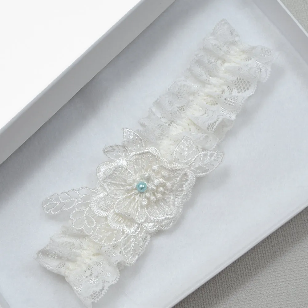 Vera Floral Ivory Lace Wedding Garter For Brides